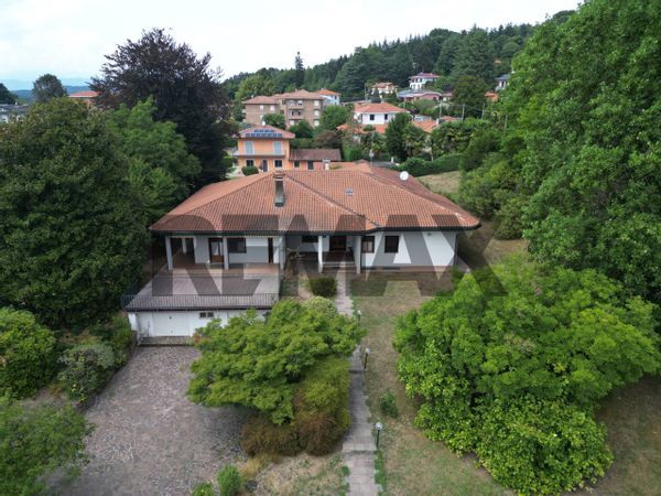 Villa singola Vergiate, VA Vendita