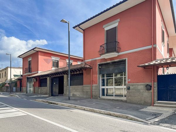Villa singola Genzano di Roma, RM Vendita