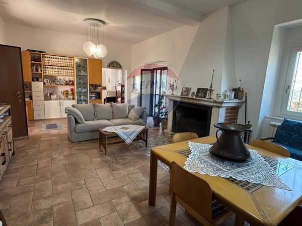 Casa Indipendente Minturno, LT Vendita - Foto 2