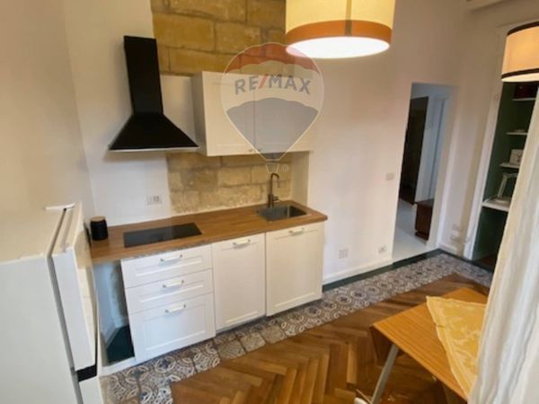 Porzione di casa Castello, Cagliari, CA Affitto