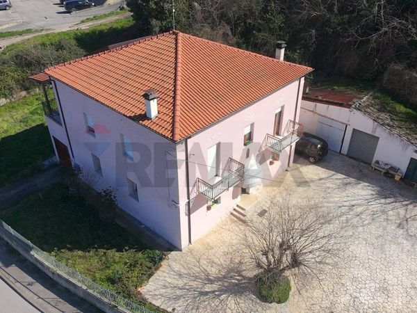 Casa Indipendente Lanciano, CH Vendita