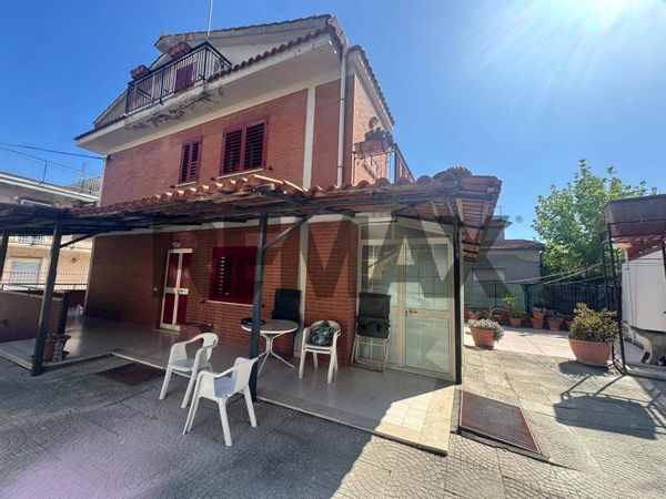 Casa Indipendente Marina di Minturno, Minturno, LT Vendita