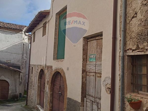 Appartamento Goriano Valli, Tione degli Abruzzi, AQ Vendita