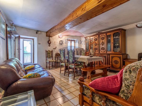 Casa Indipendente Ailoche, BI Vendita