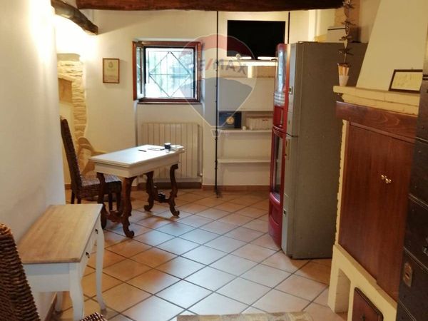 Appartamento Centro Storico, Foligno, PG Vendita