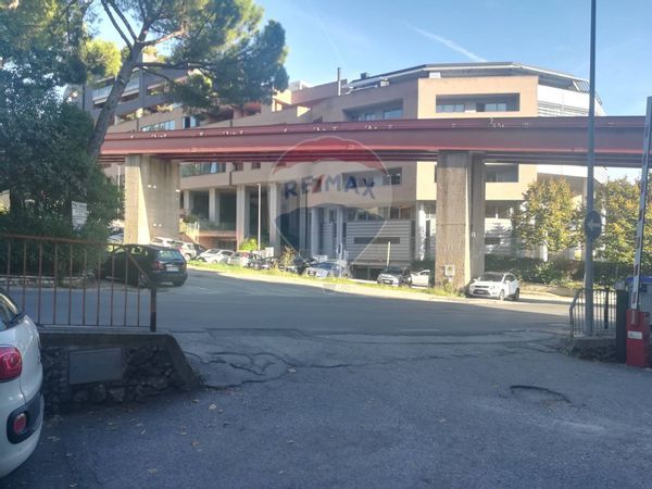 Locale Commerciale Centro storico, Perugia, PG Affitto - Foto 3