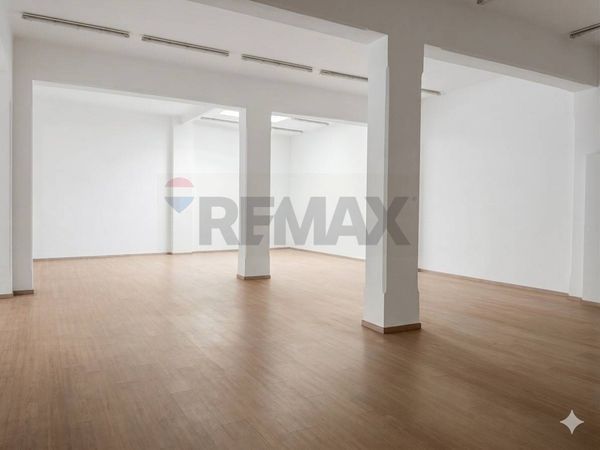 Locale Commerciale Centro, Busto Arsizio, VA Affitto