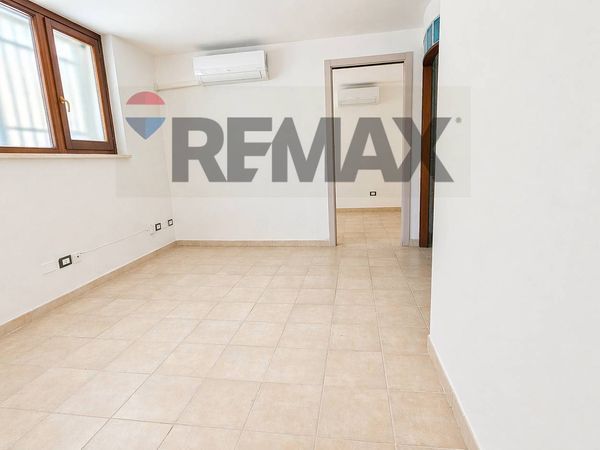 Ufficio Genneruxi, Cagliari, CA Affitto - Foto 3