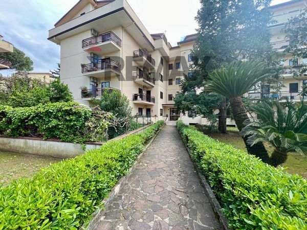 Appartamento Ospedale, Caserta, CE Vendita