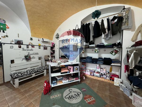 Negozio Barrea, AQ Affitto - Foto 2