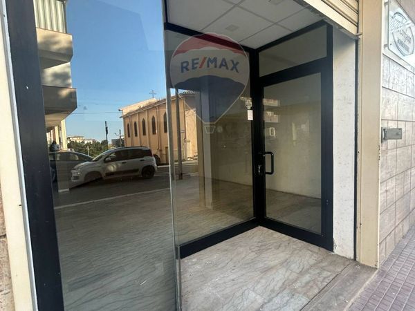 Locale Commerciale Corigliano Calabro Stazione, Corigliano-Rossano, CS Affitto