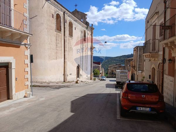 Nuove costruzioni Ferla, SR Vendita