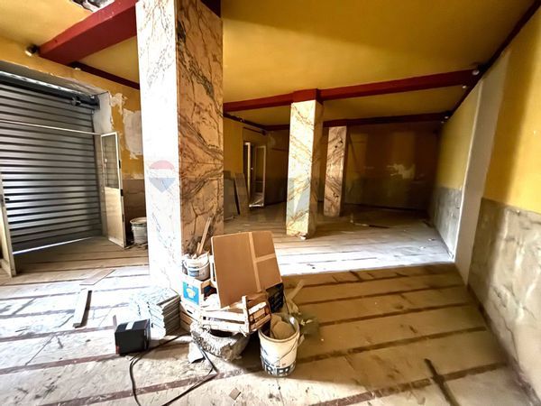 Locale Commerciale Centro storico, Palermo, PA Affitto