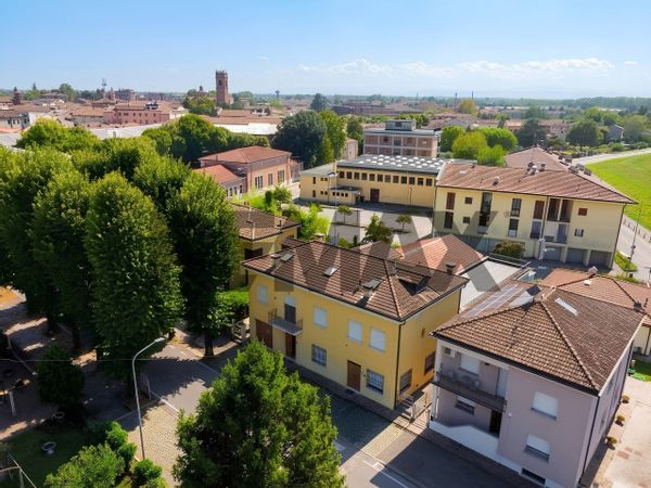 Appartamento Guastalla, RE Vendita