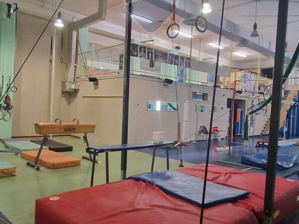 Locale Commerciale Zona Ospedale, Trani, BT Vendita