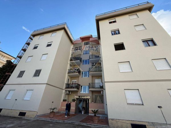 Appartamento Cesa, CE Vendita