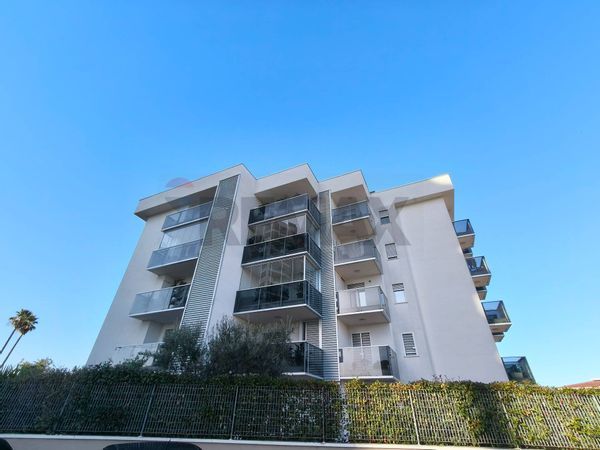 Appartamento Poggiofranco, Bari, BA Affitto