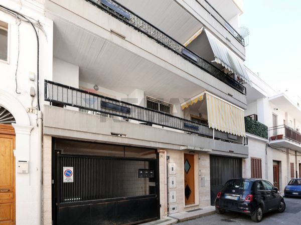 Appartamento Triggiano, BA Vendita