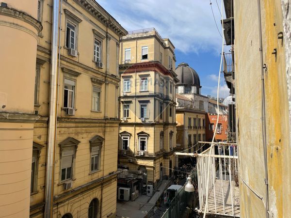 Appartamento Centro, Napoli, NA Affitto