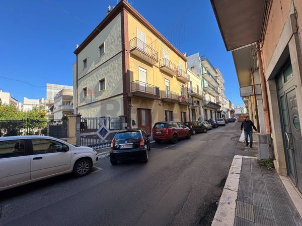 Appartamento Triggiano, BA Vendita
