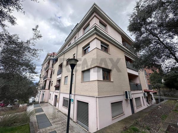 Appartamento Città 2000, Cosenza, CS Vendita - Foto 2