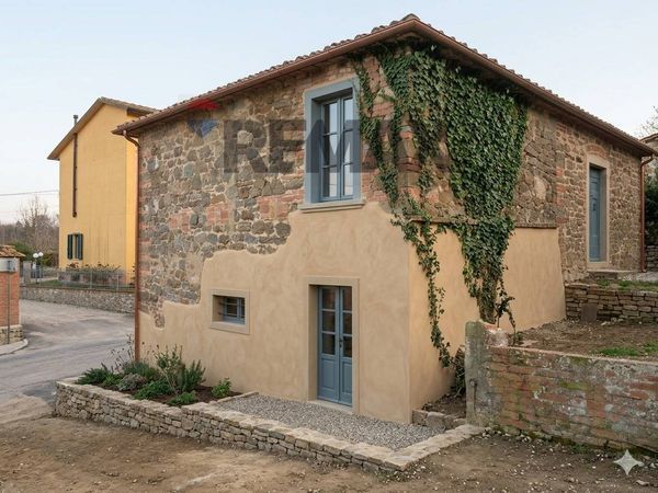Casa Indipendente Albergo, Civitella in Val di Chiana, AR Vendita