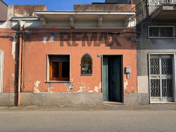 Casa Indipendente Riposto, CT Vendita
