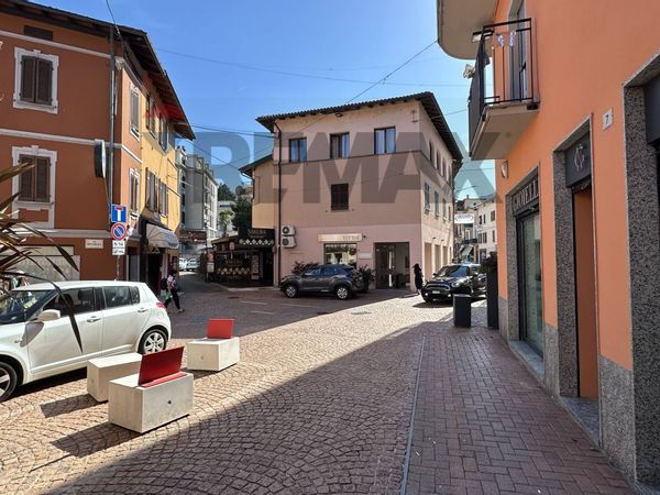 Locale Commerciale Ponte Tresa, Lavena Ponte Tresa, VA Affitto - Foto 2