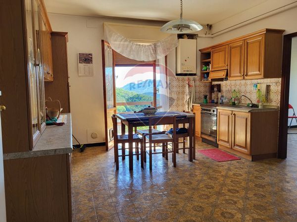 Appartamento Moconesi Alto, Moconesi, GE Vendita