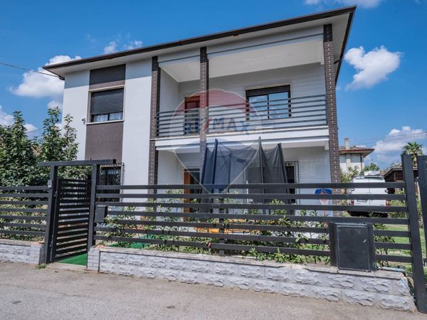 Villa singola Gaiba, RO Vendita