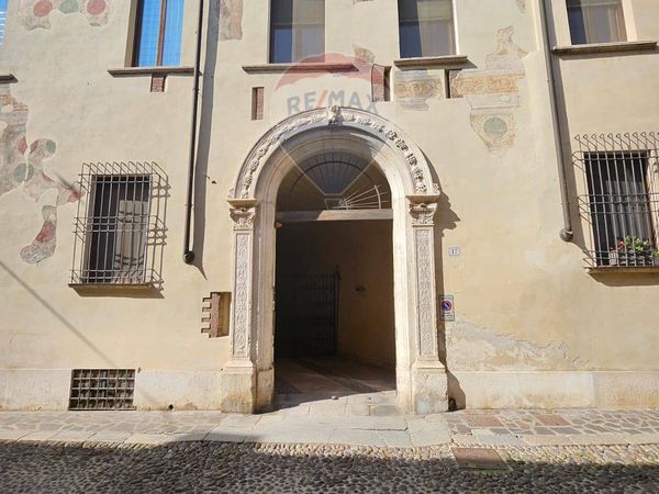 Attico/Mansarda Centro storico, Mantova, MN Vendita