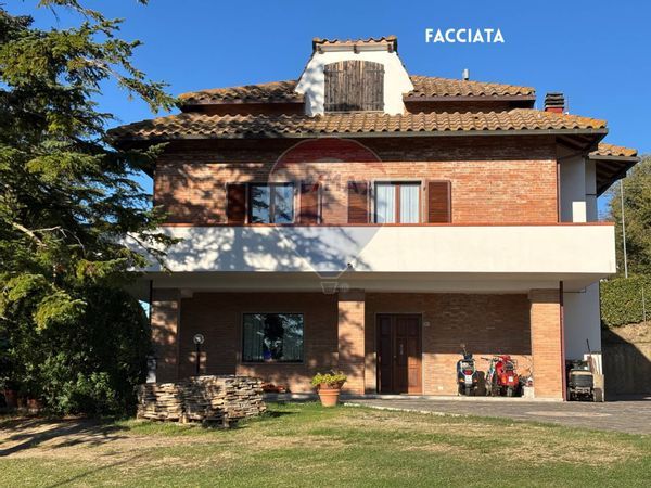 Villa singola Roccastrada, GR Vendita