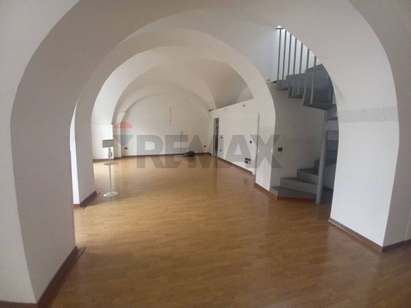 Negozio Centro storico, Foggia, FG Affitto - Foto 2