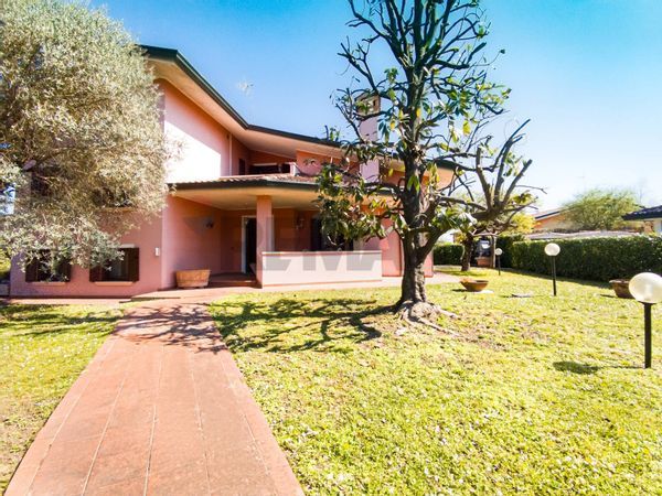 Villa o villino San Stino di Livenza, VE Vendita