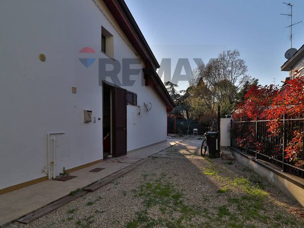 Casa Indipendente Sant'Ilario d'Enza, RE Vendita