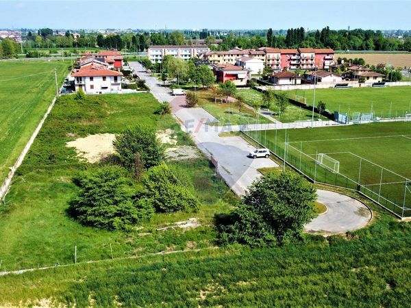Terreno Edificabile Fara Olivana con Sola, BG Vendita