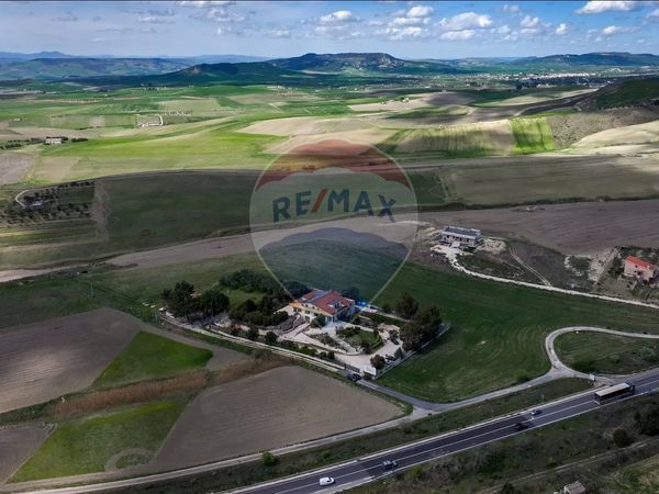 Agriturismo Periferia Sud, Matera, MT Vendita