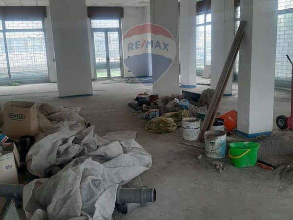 Negozio Pero, MI Affitto - Foto 3