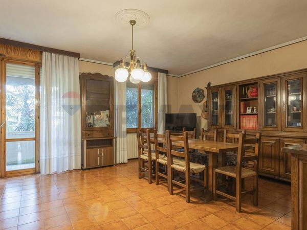 Villa a schiera Modena, MO Vendita