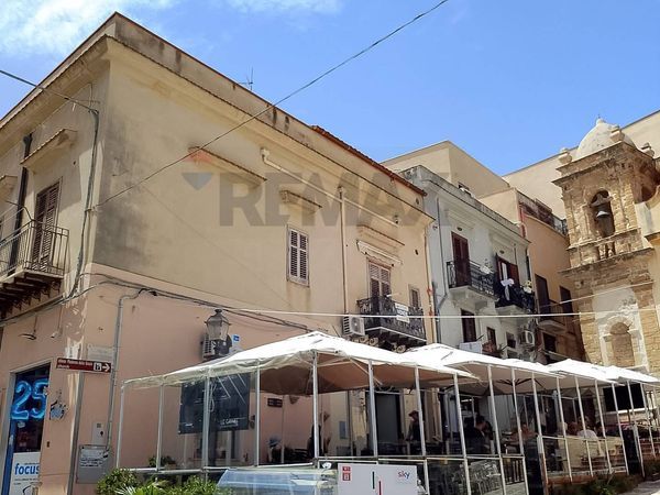 Casa Indipendente Centro Urbano, Castellammare del Golfo, TP Vendita