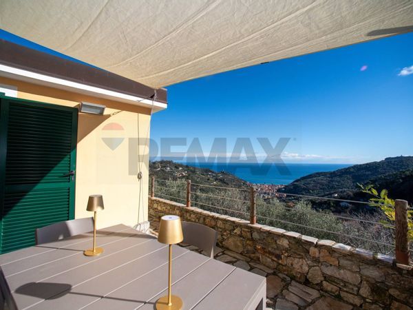 Casa Indipendente Voze, Noli, SV Vendita