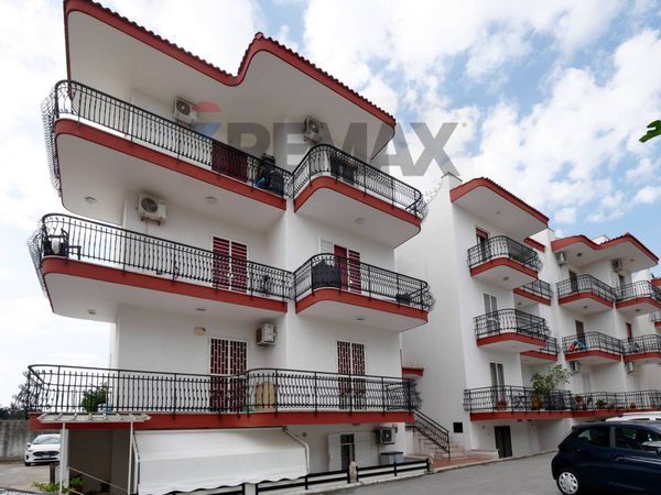 Appartamento Valenzano, BA Vendita