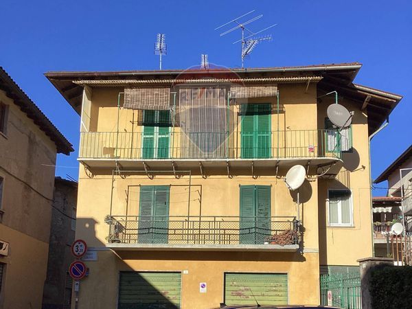 Appartamento Viggiù, VA Vendita