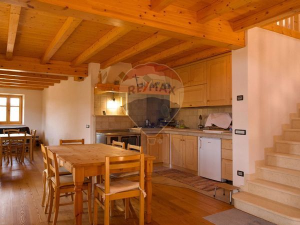 Attico/Mansarda Montesover, Sover, TN Vendita