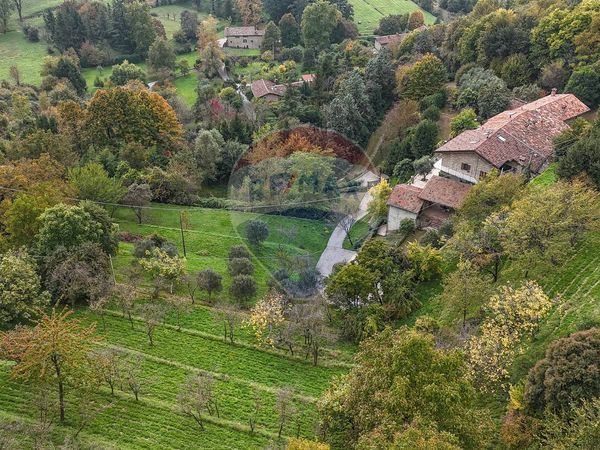 Cascina/Casale Colli di Bergamo, Bergamo, BG Vendita