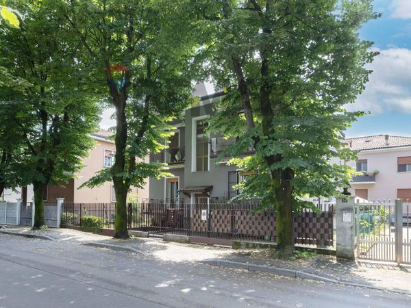Appartamento Cusano Milanino, MI Vendita