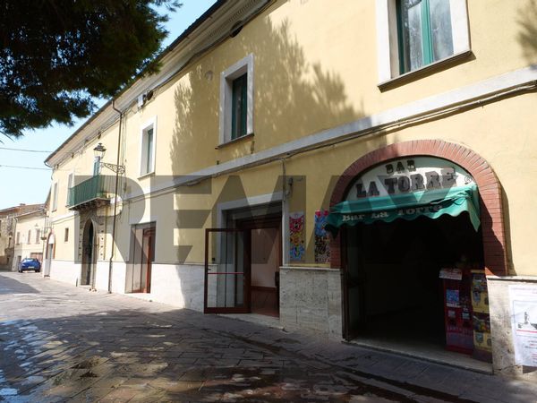 Locale Commerciale Torchiara, SA Vendita