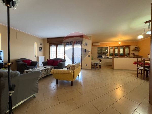 Casa Indipendente Venosa, PZ Vendita - Foto 2