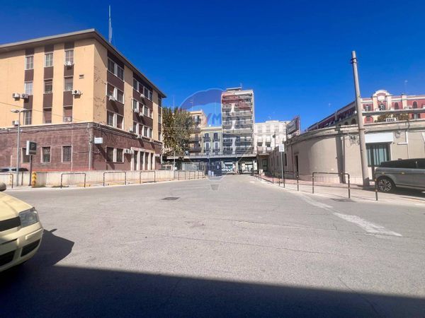 Stabile/Palazzo Libertà, Bari, BA Vendita - Foto 2