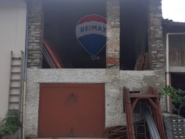 Magazzino Bregano, VA Vendita